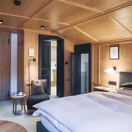Alpenfluh Gæstehus 4*