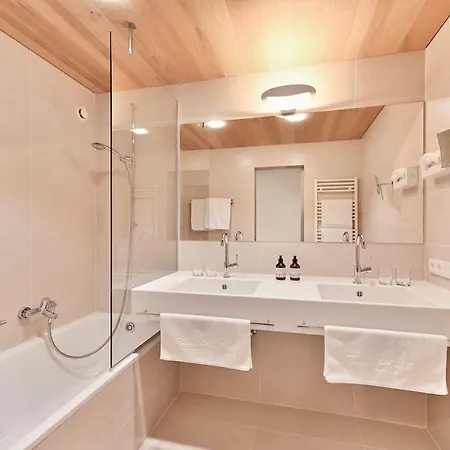 Guest house Alpenfluh *