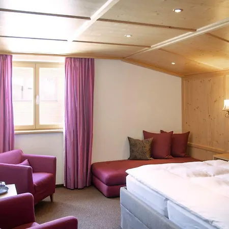 Alpenfluh Gæstehus 4*