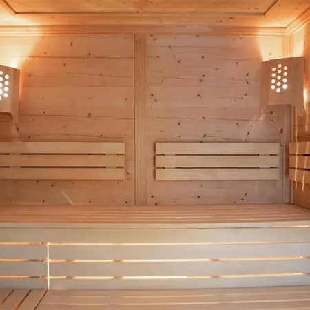 Alpenfluh Gæstehus 4*